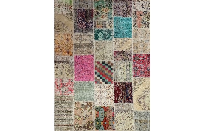 Vintage tapis-ancien-multicolore tendance patchwork style à carreaux multicolore